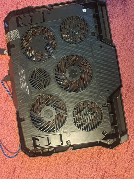 Laptop cooler silentios 6 ventilatoare, reglaj viteza, RGB, USB,  pt 17 inch (417 x 300 x 30 mm)