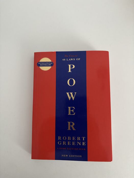 Carte 48 Laws of Power