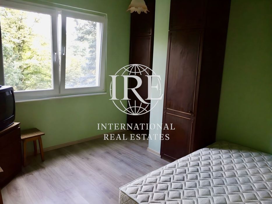 Продава се Тристаен апартамент в Варна, Автогара - 80 кв.м за 1180 €/кв.м - Снимка #5