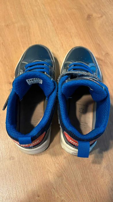 Ghete sport Geox Spider Man Perth Boy, marime 31, in stare foarte buna!