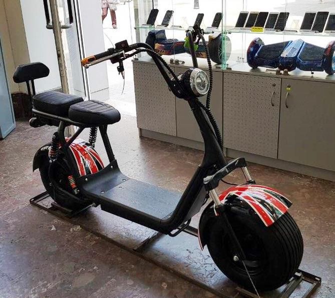 Вносител: Харли Мотор Чопър Модел на ИзплащанеБЕЗПЛАТНА ДОСТАВКА