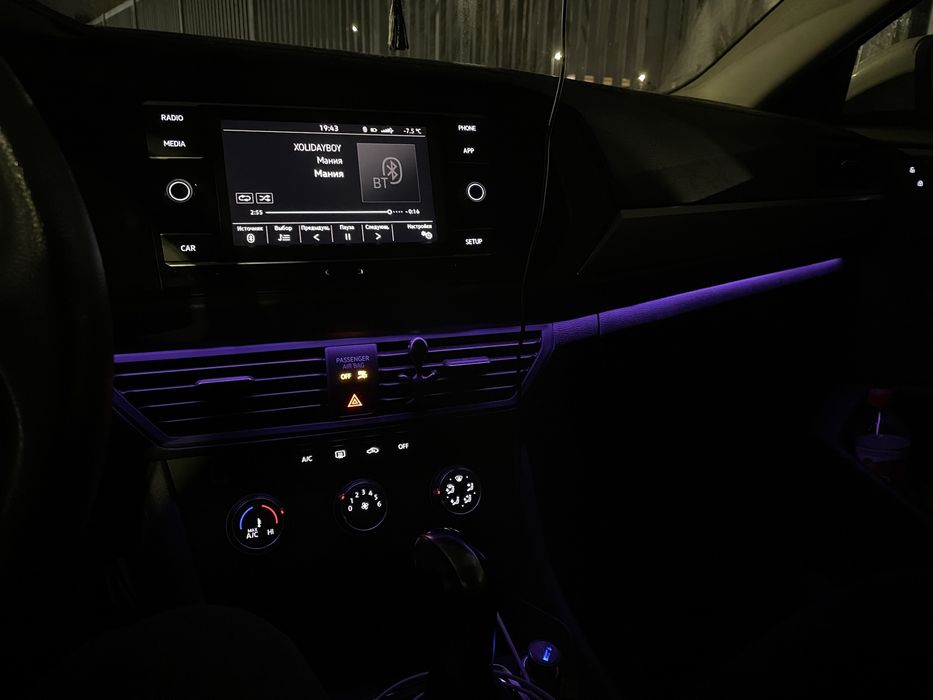 Lumini ambientale auto dinamice, acrilice, 18 piese cu aplicatie