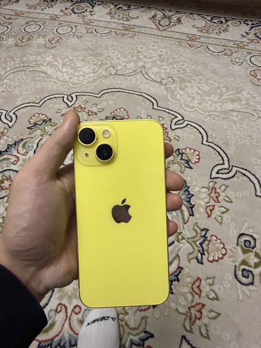 Продам айфон 14 128g