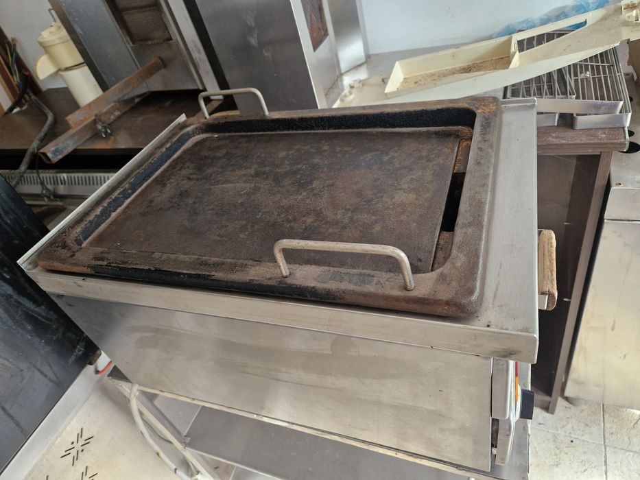 Grill electric sau gaz de putere, de banc sau cu banc