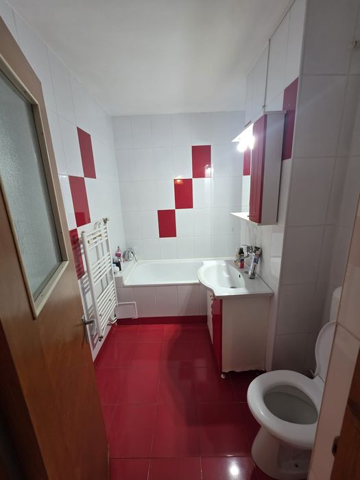 Vând apartament 2 camere central