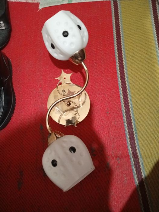 Люстра современная два плафона