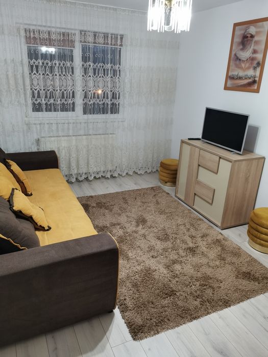 Închiriez apartament 2 camere — fotografia 1