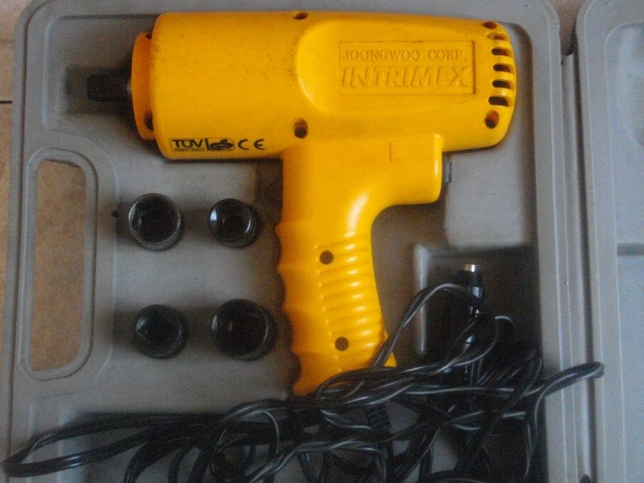 12 Волта Гайковерт 1/2 Комплект Einhell 200 вата/ Challenge 50 вата