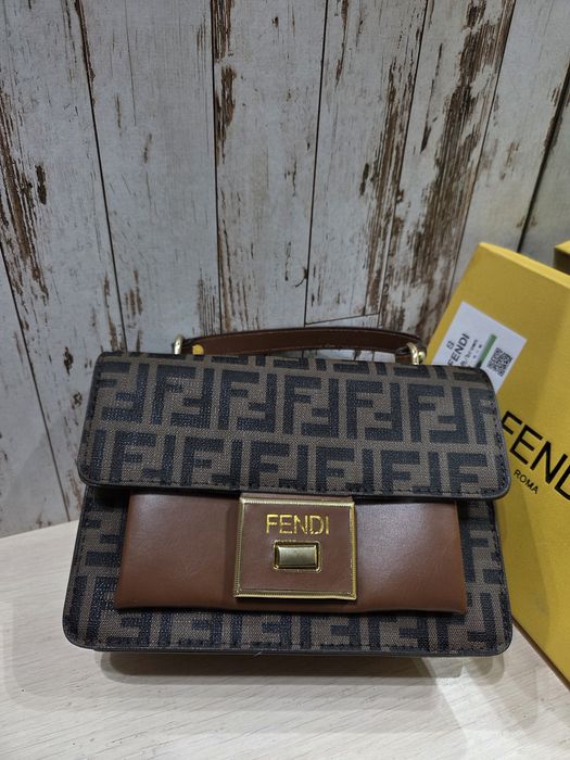 Бредовая сумка Fendi