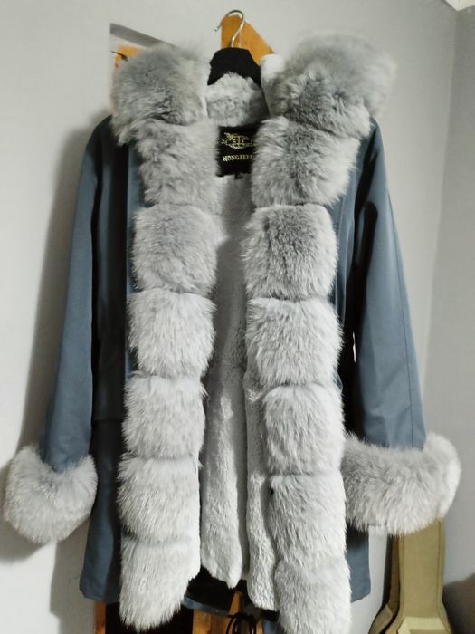 Продать парку в хорошем состоянии