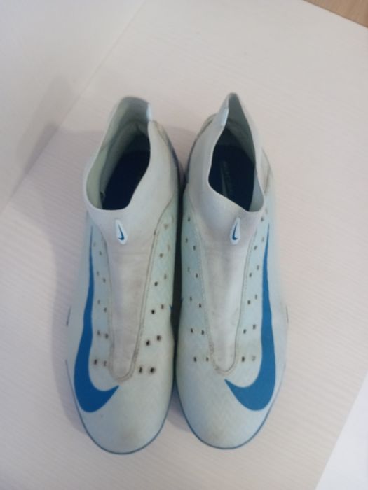 Стоножки за футбол Nike mercurial 41 номер