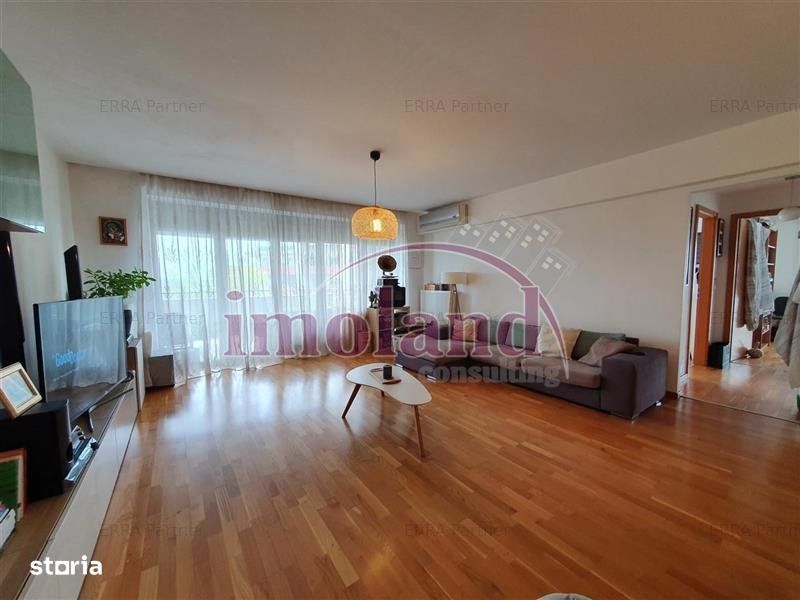 Inchiriere 3 camere cu terasa - Sisesti- Green Lake