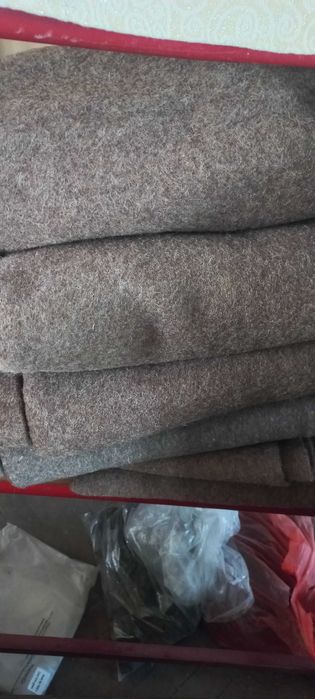 Продавам вълнени одеала