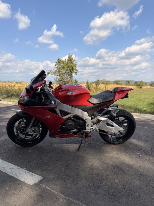 Aprilia RSV4 APRC