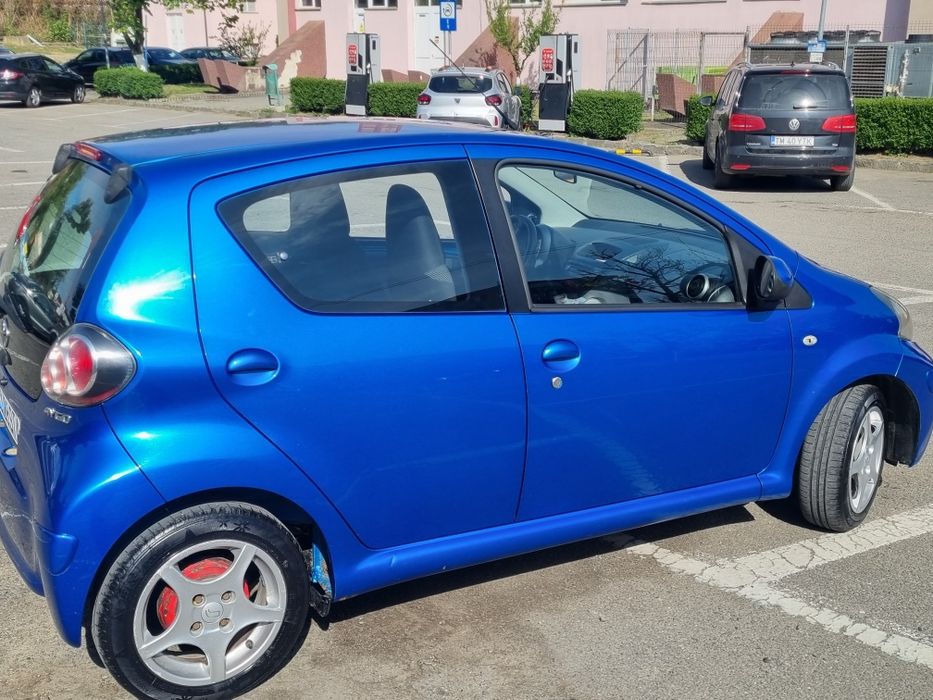 Vând Toyota Aygo