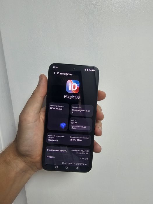 Honor x9d/5G/256Gb.