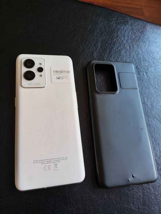 Vând telefon Realme GT 2 Pro 5G - 256GB / 12GB RAM, Snapdragon 8 Gen 1