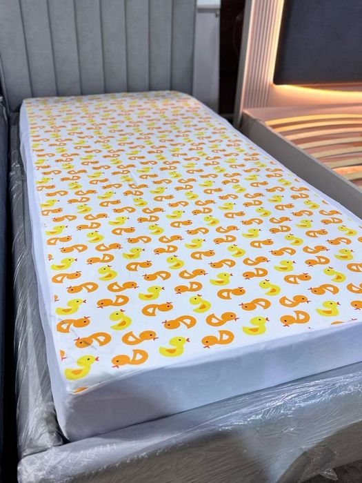 Наматрасник водонепроницаемый