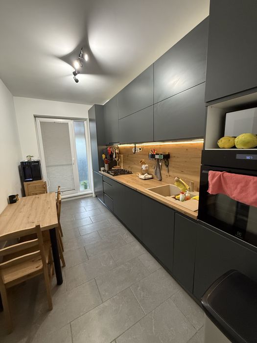 Apartament 4 cam cu gradina, mobilat, utilat, 2 locuri parcare incluse