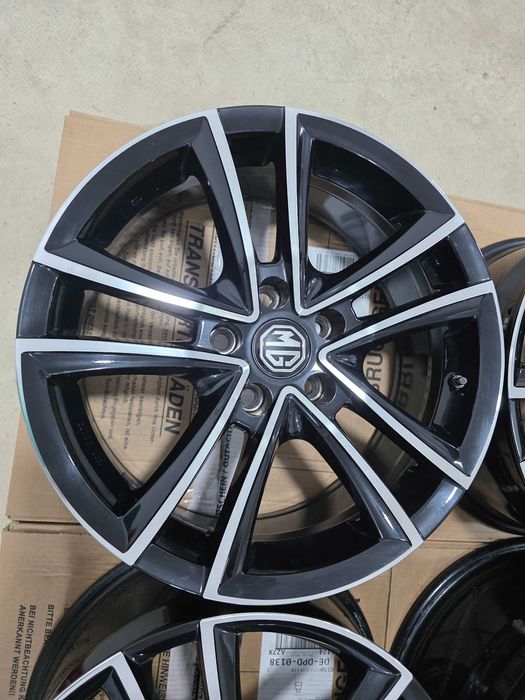 Jante 17 MG 3 MG 4 MG 5 MG 6 HS ES eHS ZS EV ZX Audi A4 Q2 Q3 5x112 et35