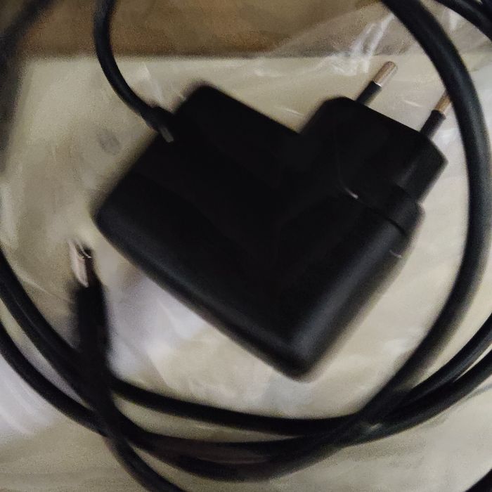 Router 4G cu sim Huawei B311-221