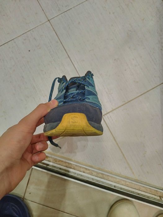 Туристически обувки Salomon 20 лв.