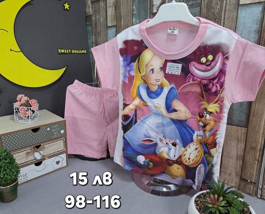 Пижами с къс ръкав за момиче