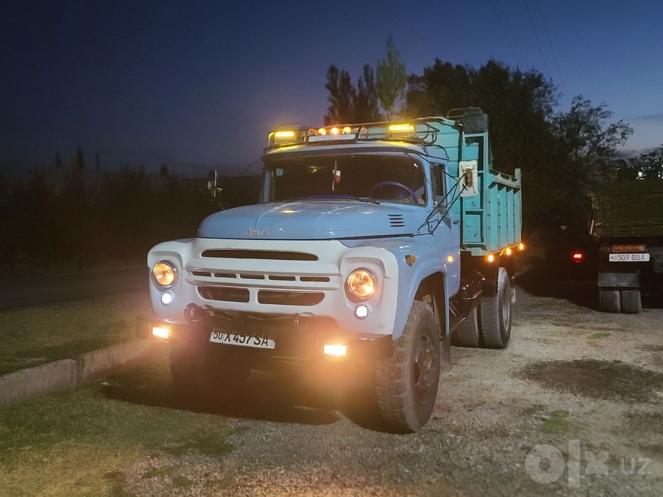 Zil 4502 Samosval