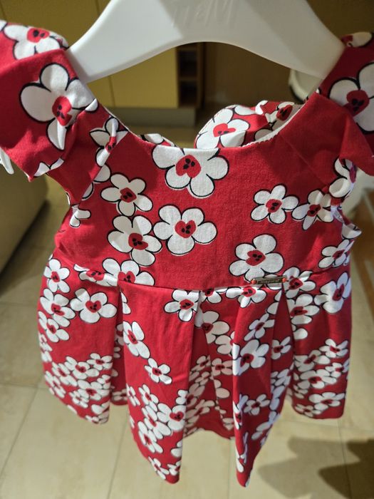 Бебешка рокля в червено Mayoral