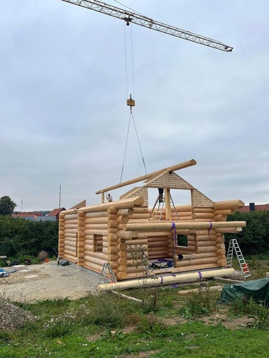 vând cabană din Lemn Cabana A-Frame Modernă – Design Rustic