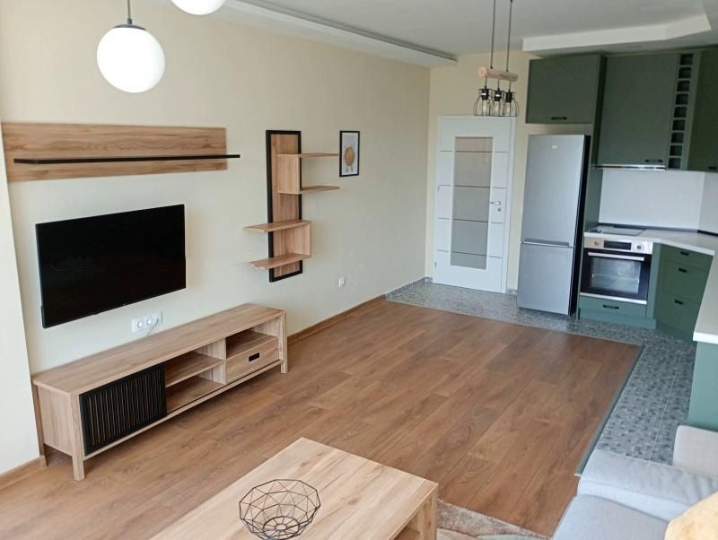 Дава се под наем Двустаен апартамент в София, Младост 4 - 69 кв.м за 650 € - Снимка #1