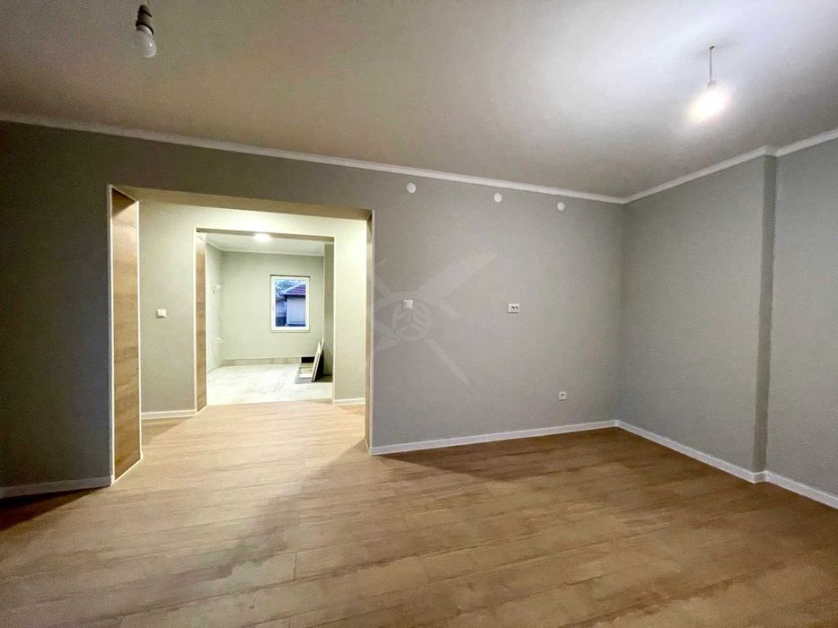 Тристаен апартамент в Несебър 74174