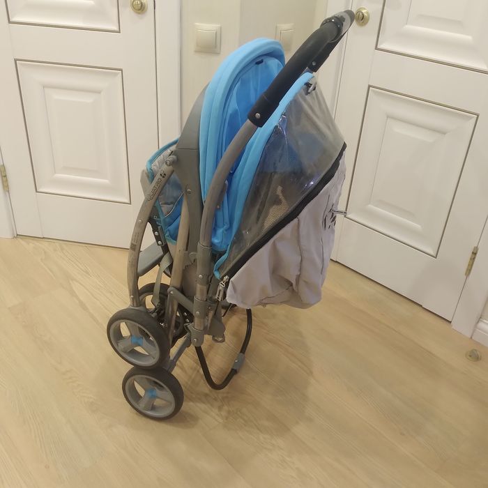 Продам коляску..