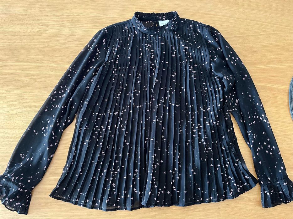 Стилен и елегантен сет от пола и риза на английския бранд Villa