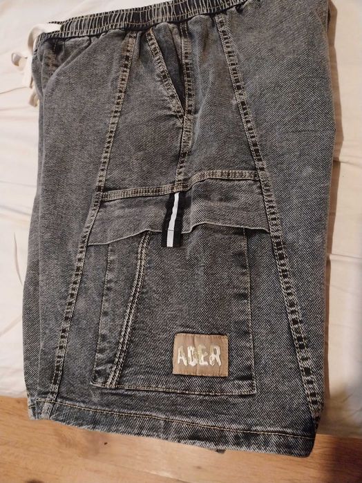 Нови къси дънки,с ластична талия с връзки