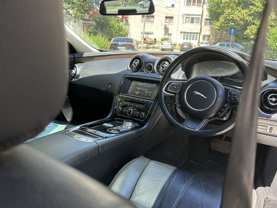 Jaguar XJ Dreapta 2014