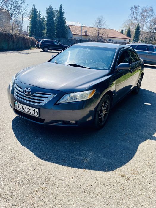 Тойота камри 40………