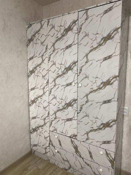 Продам шкаф для спальни