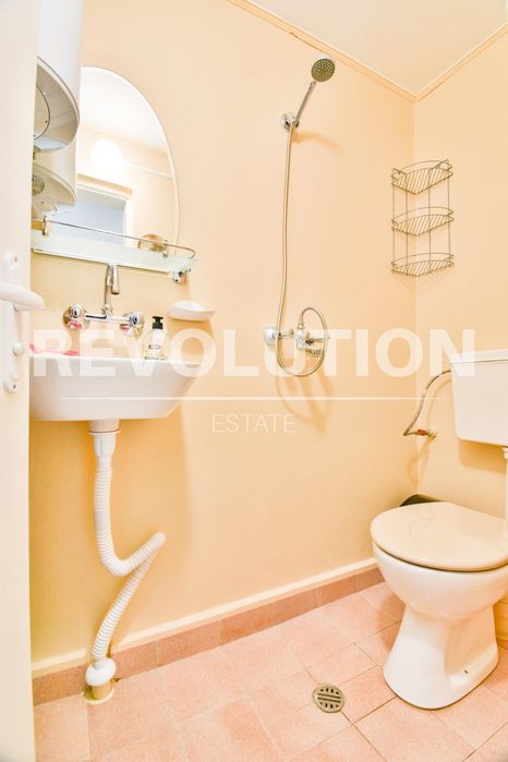 Дава се под наем Двустаен апартамент в София, Център - 45 кв.м за 511 € - Снимка #5