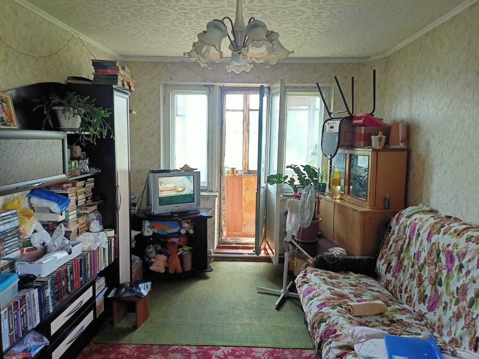 Продам 3-ком. кв. на 7мкр. квадратный коридор Помогу оформить ипотеку!