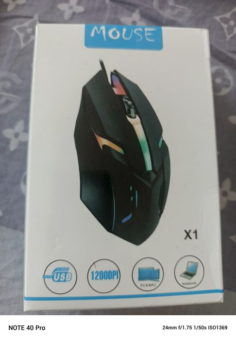 Simli svetnoy chiroyli dizaynga Mishka