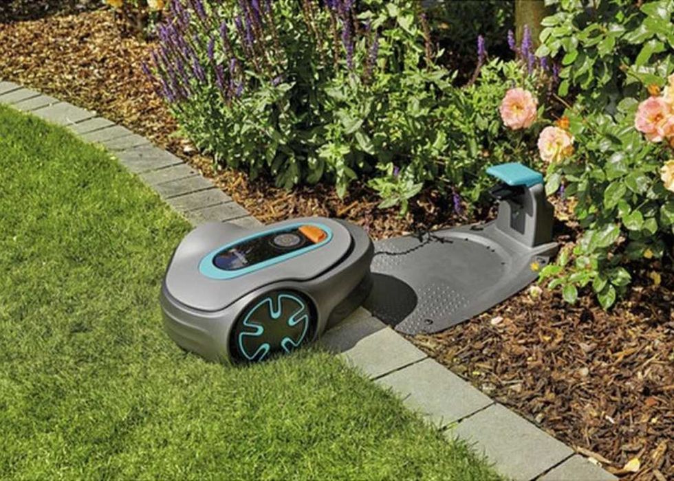 Robot de tuns gazon GARDENA SILENO Minimo 250 m² | Bluetooth|Silențios