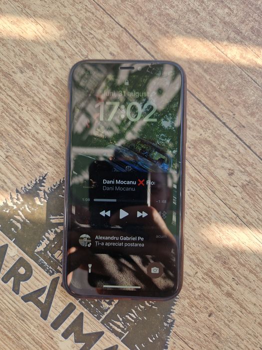 Vând iPhone x 64gb