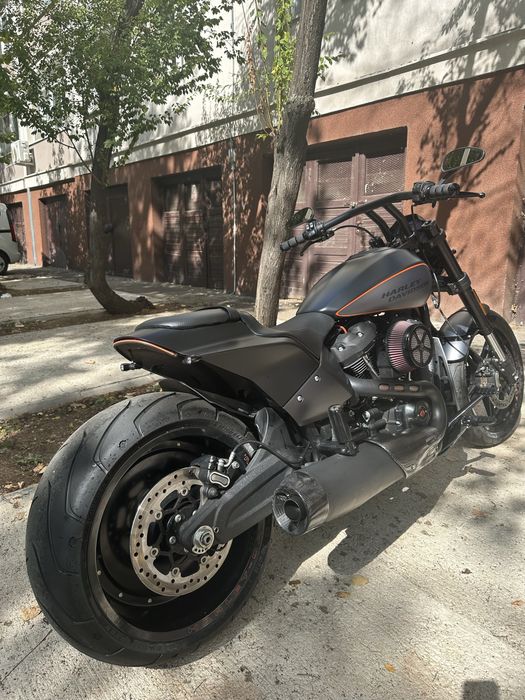 Harley Davidson FXRDS  Softail King 2019 -5600 mile