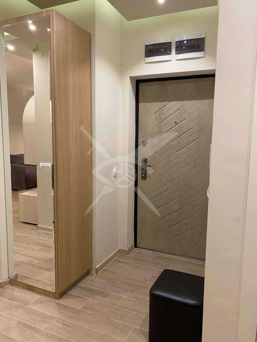 Дава се под наем Тристаен апартамент в Пловдив, Кършияка - 90 кв.м за 897.6 € - Снимка #8