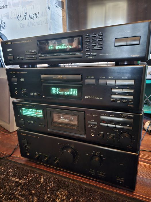 Hi-Fi система Onkyo пълен сет от 4 компонента