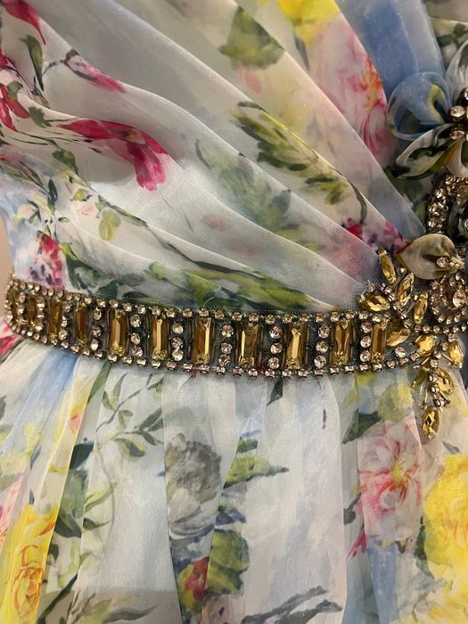 Vand rochie MacDuggal marimea S-M