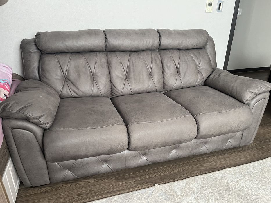 Продам диван новый