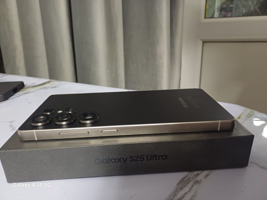 Samsung Galaxy S25 Ultra 5G 256Gb