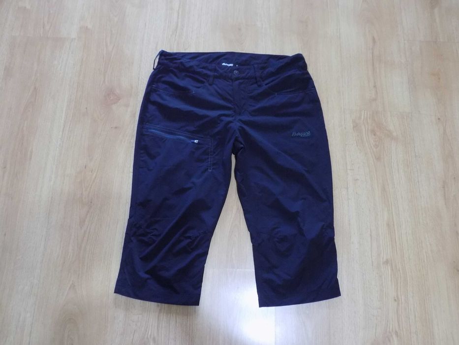 къси панталони bergans of norway шорти екип дамски туризъм оригинал M